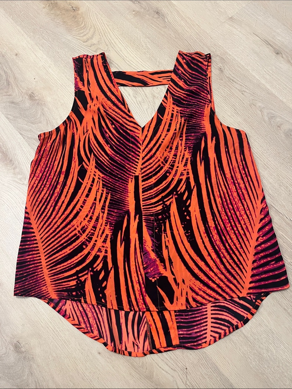 a.n.a V-Neck Printed Tank Top - Black & Orange